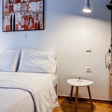 Apartment Near Metro + Port 피레아스 외부 사진