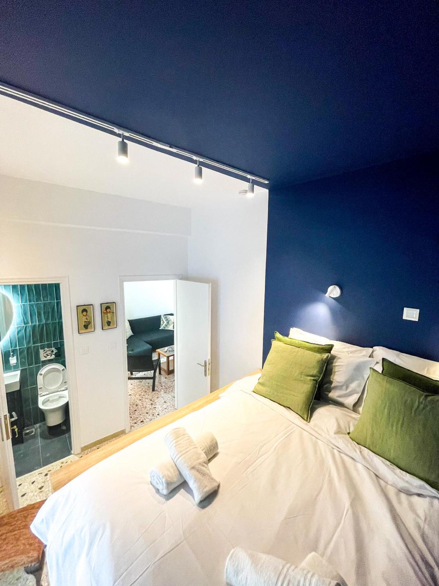 Apartment Near Metro + Port 피레아스 외부 사진