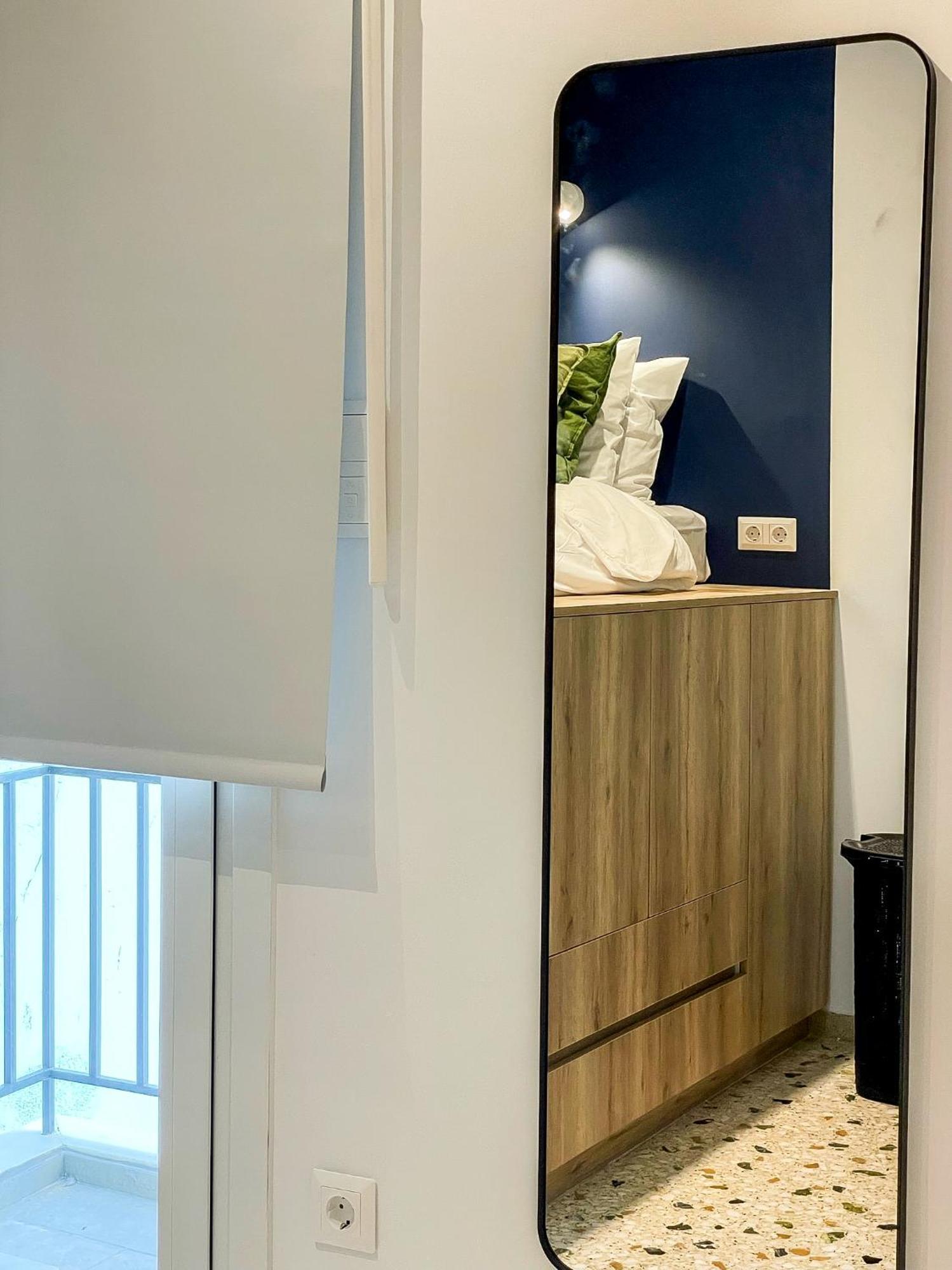 Apartment Near Metro + Port 피레아스 외부 사진